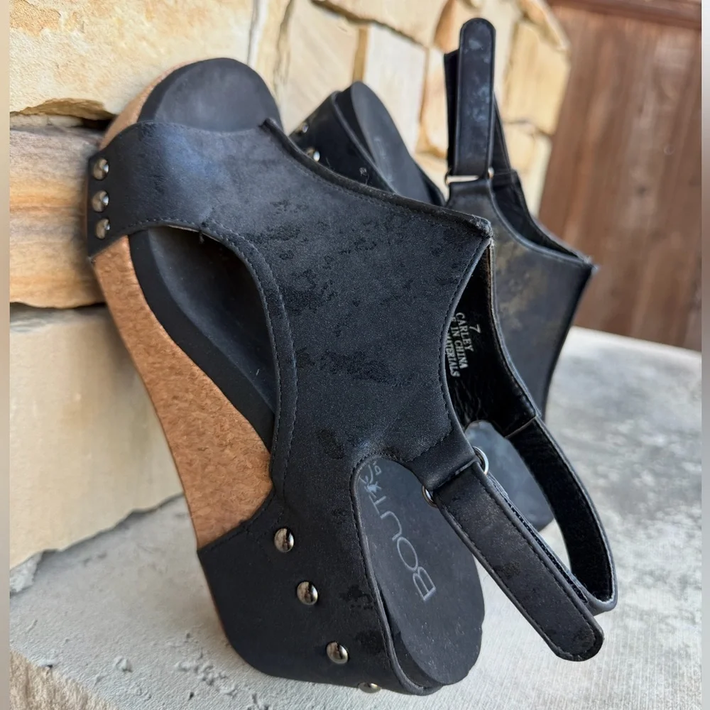 Corkys‎ Carley Black Wedge Sandals Sz-7. V